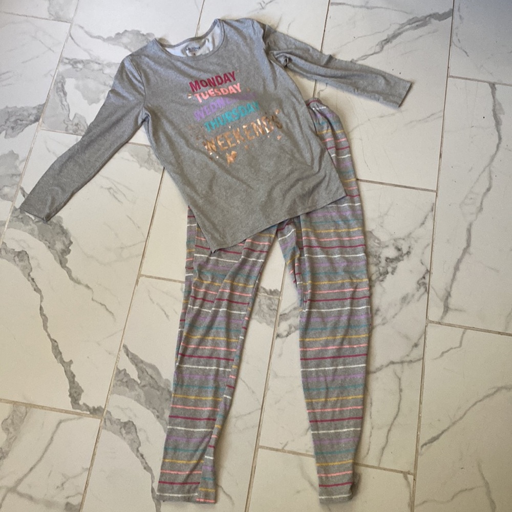 Arizona jean company pajama set for girls